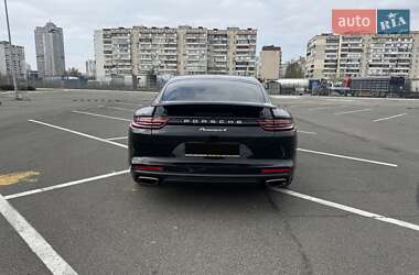 Фастбэк Porsche Panamera 2018 в 