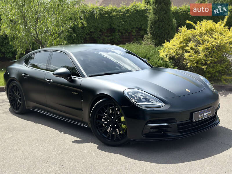 Универсал Porsche Panamera 2017 в Днепре