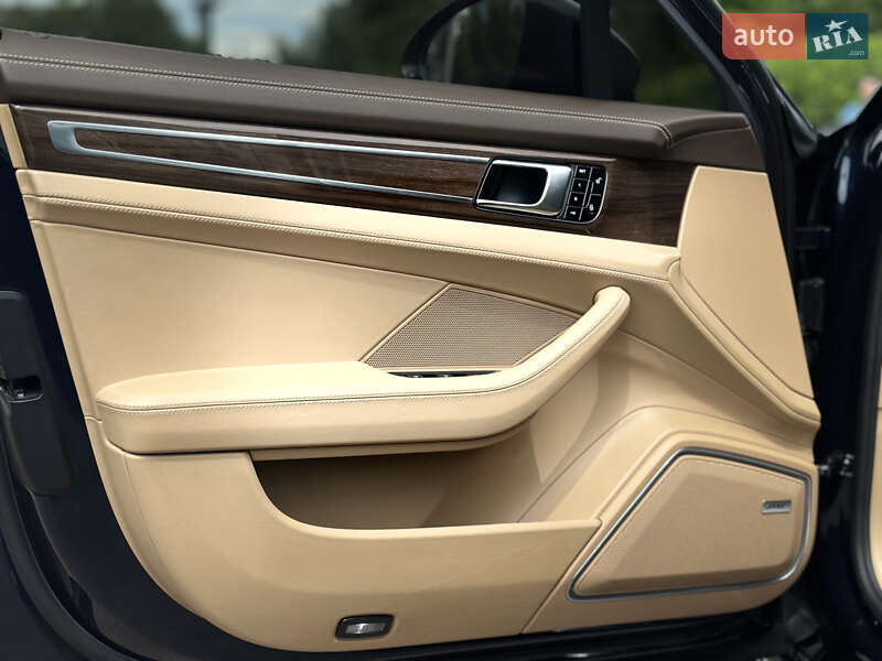Универсал Porsche Panamera 2017 в Днепре
