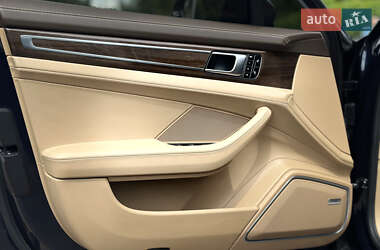 Универсал Porsche Panamera 2017 в 