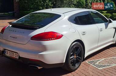 Фастбек Porsche Panamera 2014 в 