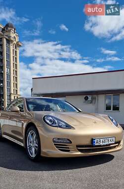 Фастбэк Porsche Panamera 2011 в Виннице