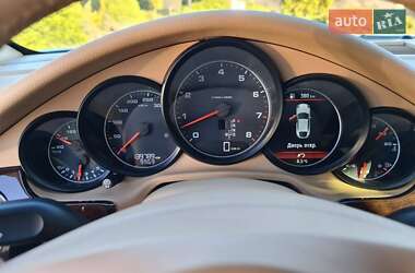 Фастбек Porsche Panamera 2012 в 