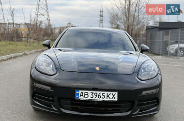 Фастбэк Porsche Panamera 2014 в 