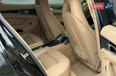 Фастбэк Porsche Panamera 2014 в 