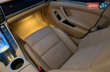 Фастбэк Porsche Panamera 2014 в 