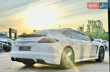 Фастбэк Porsche Panamera 2010 в 