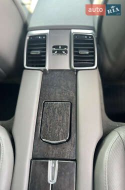 Фастбэк Porsche Panamera 2012 в 