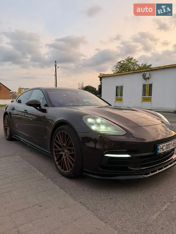 Porsche Panamera