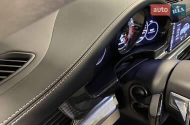 Универсал Porsche Panamera 2018 в 