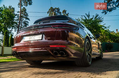 Универсал Porsche Panamera 2018 в 