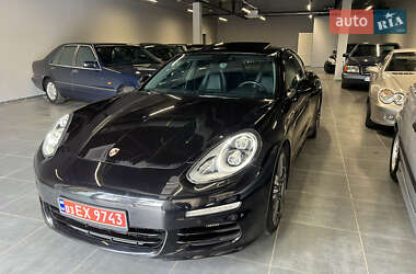 Фастбэк Porsche Panamera 2016 в 