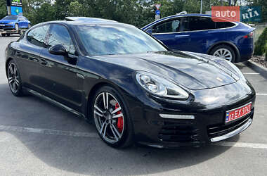 Фастбэк Porsche Panamera 2016 в 