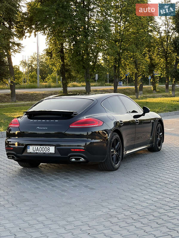 Фастбэк Porsche Panamera 2013 в Виннице фото 10 Фастбэк Porsche Panamera 2013 в Виннице