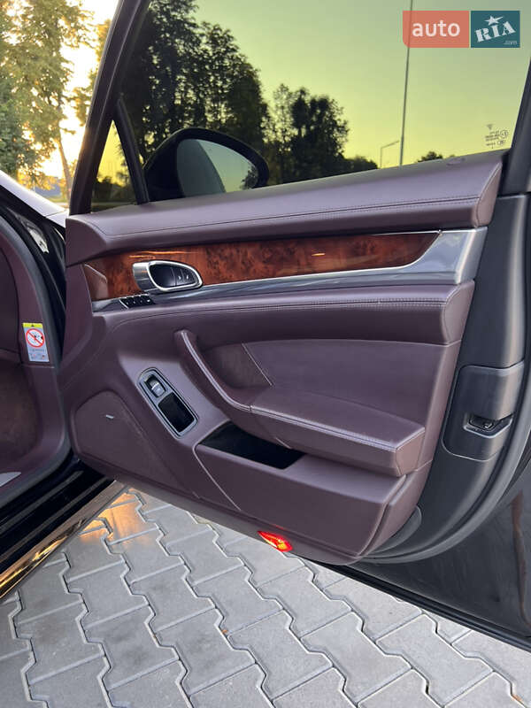 Фастбэк Porsche Panamera 2013 в Виннице фото 14 Фастбэк Porsche Panamera 2013 в Виннице