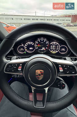 Фастбэк Porsche Panamera 2018 в 