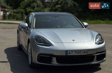 Фастбэк Porsche Panamera 2017 в 