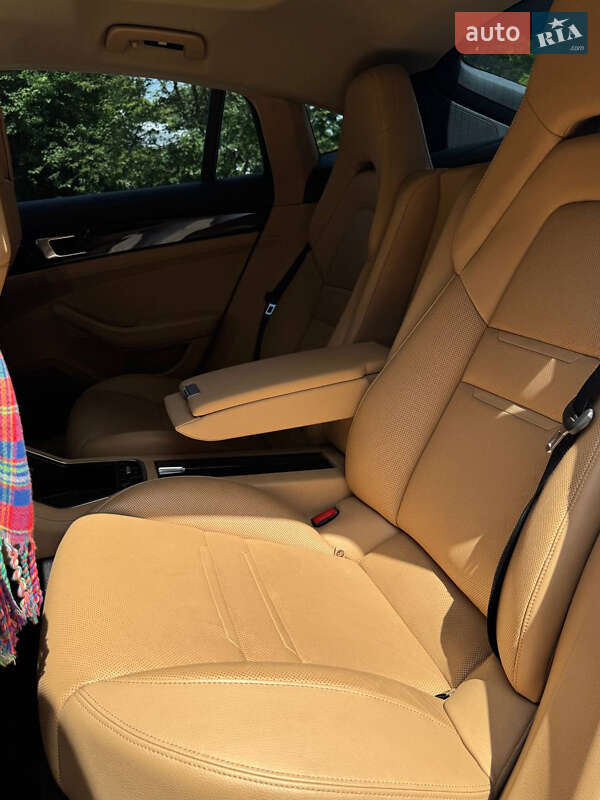 Фастбэк Porsche Panamera 2017 в Коломые фото 28 Фастбэк Porsche Panamera 2017 в Коломые