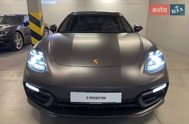 Фастбэк Porsche Panamera 2023 в 