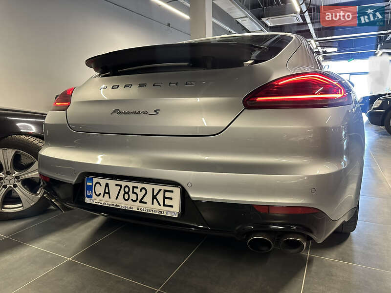 Фастбэк Porsche Panamera 2014 в Умани фото 5 Фастбэк Porsche Panamera 2014 в Умани