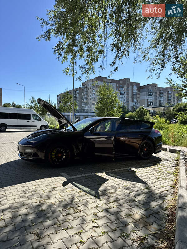 Фастбек Porsche Panamera 2010 в Хмельницькому