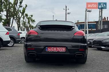 Фастбэк Porsche Panamera 2016 в 