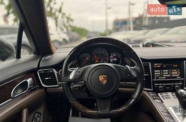 Фастбэк Porsche Panamera 2016 в 