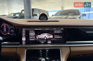 Фастбэк Porsche Panamera 2021 в 
