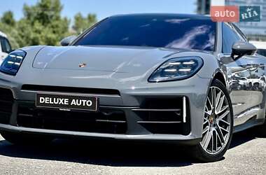Фастбэк Porsche Panamera 2024 в 