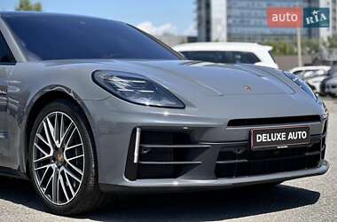 Фастбэк Porsche Panamera 2024 в 