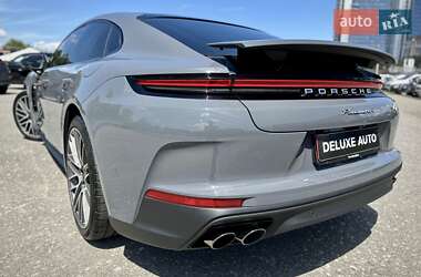 Фастбэк Porsche Panamera 2024 в 