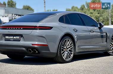 Фастбэк Porsche Panamera 2024 в 
