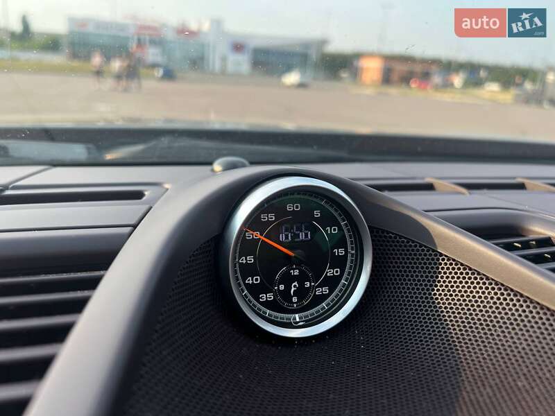 Фастбэк Porsche Panamera 2013 в Киеве фото 11 Фастбэк Porsche Panamera 2013 в Киеве