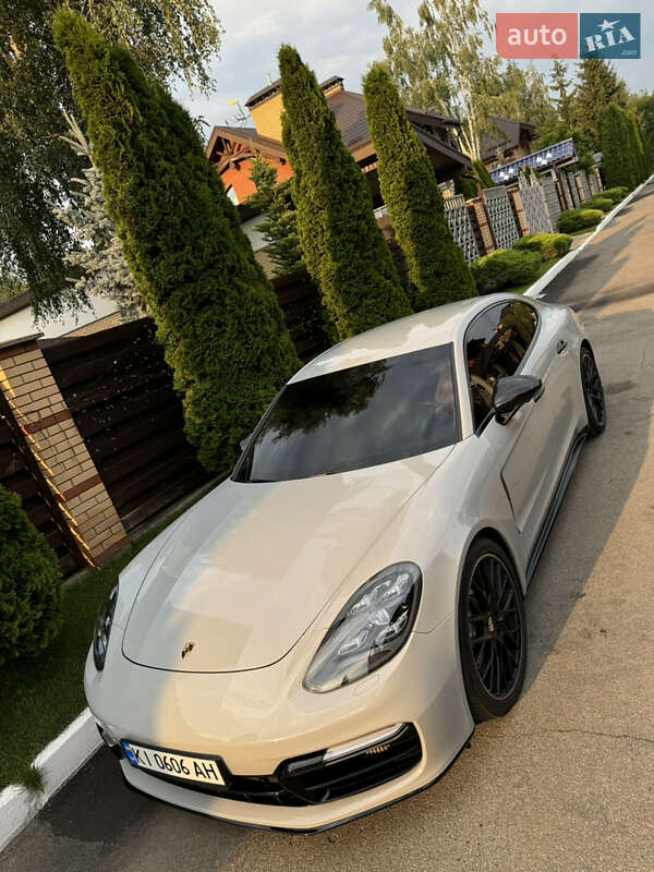 Porsche Panamera 2017