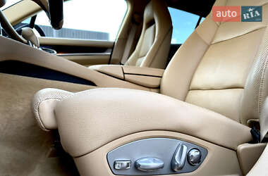 Фастбэк Porsche Panamera 2013 в 