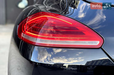 Фастбэк Porsche Panamera 2013 в 