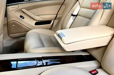 Фастбэк Porsche Panamera 2013 в 