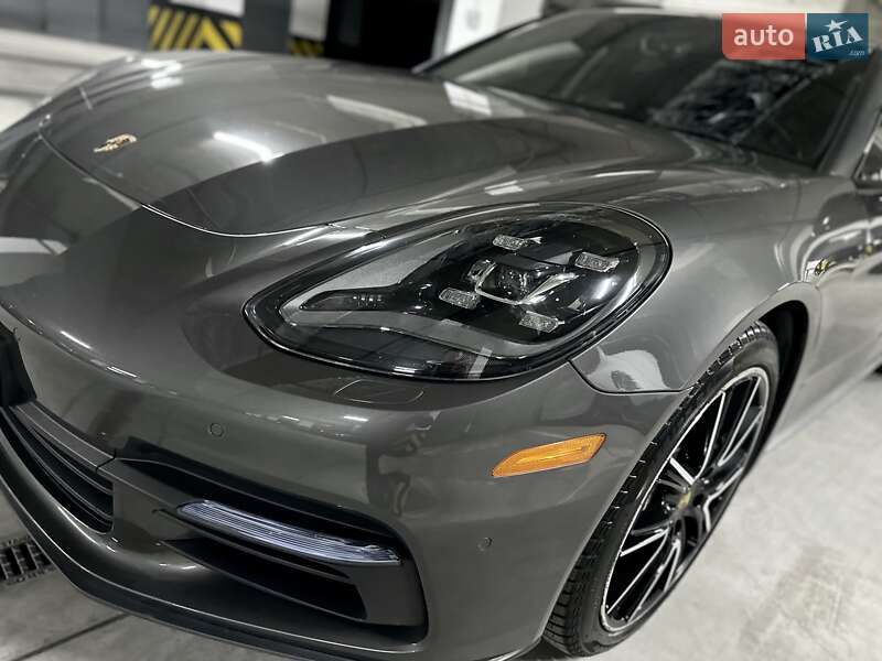 Фастбэк Porsche Panamera 2018 в Днепре