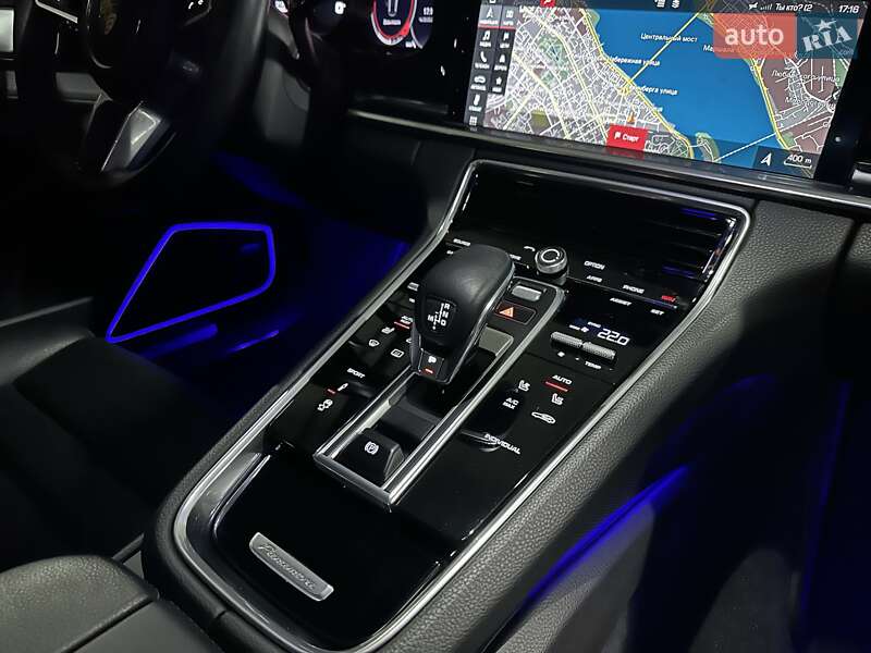 Фастбэк Porsche Panamera 2018 в Днепре