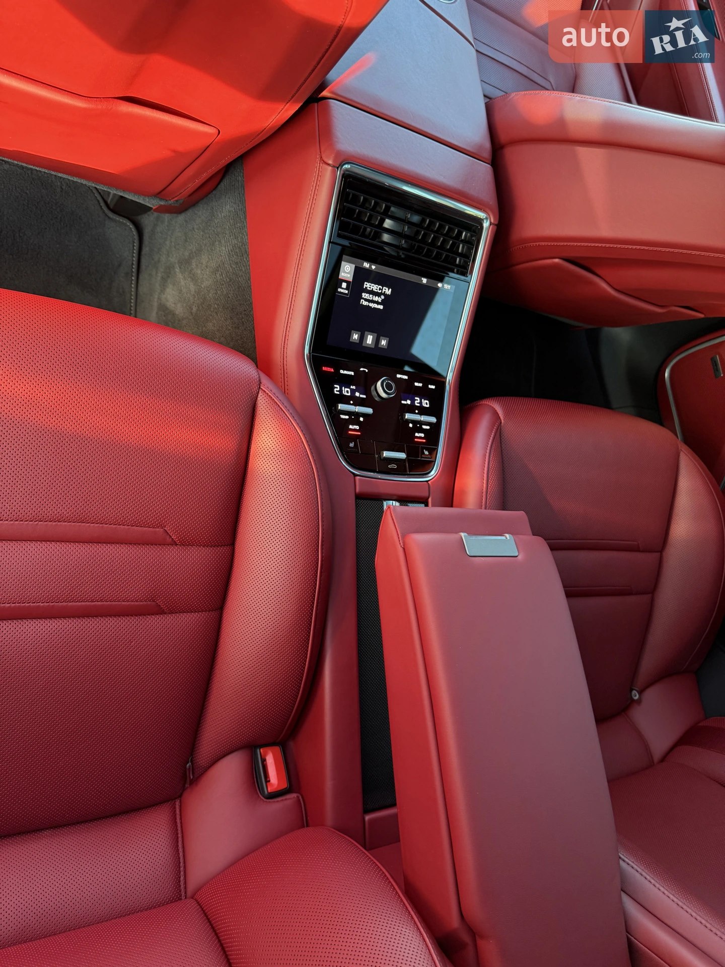 2020 Porsche Panamera - мініатюра 27