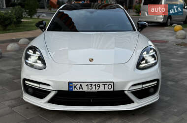 Фастбэк Porsche Panamera 2018 в 
