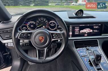 Фастбек Porsche Panamera 2018 в Києві