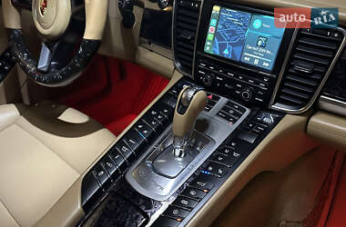 Фастбэк Porsche Panamera 2010 в 