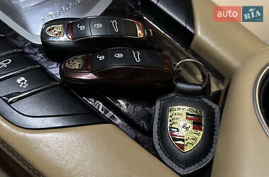 Фастбэк Porsche Panamera 2010 в 