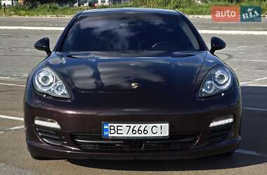 Фастбек Porsche Panamera 2009 в Києві