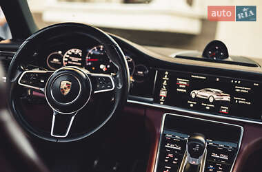 Фастбэк Porsche Panamera 2017 в 