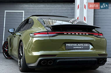 Фастбэк Porsche Panamera 2021 в 