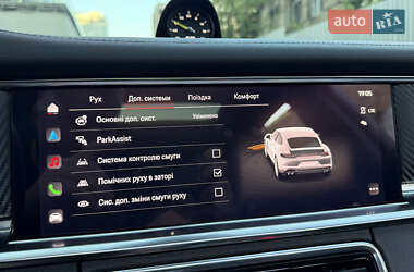 Фастбэк Porsche Panamera 2021 в 