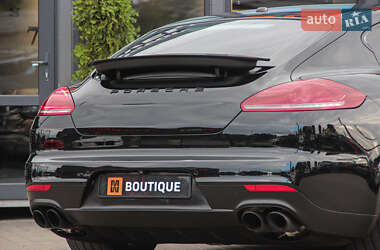 Фастбек Porsche Panamera 2014 в Одесі