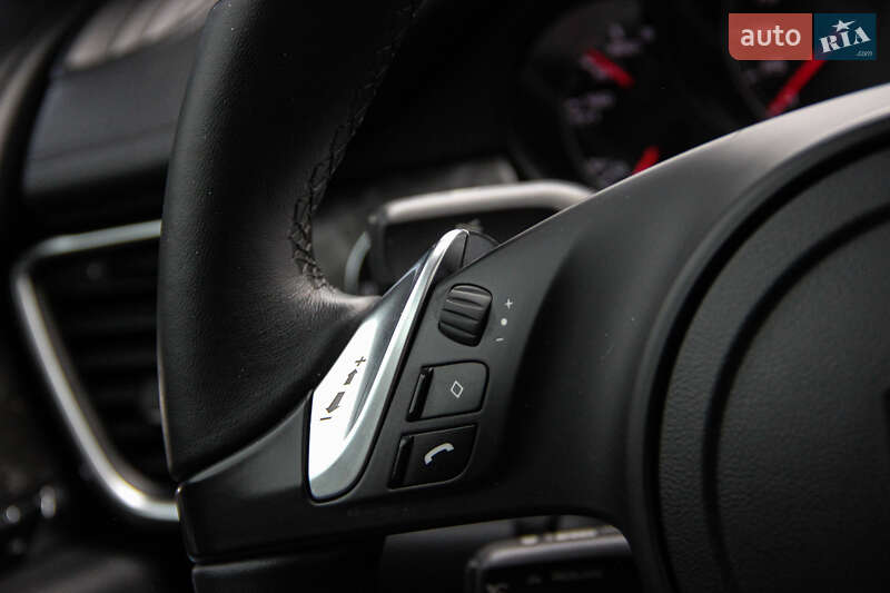 Фастбэк Porsche Panamera 2014 в Одессе